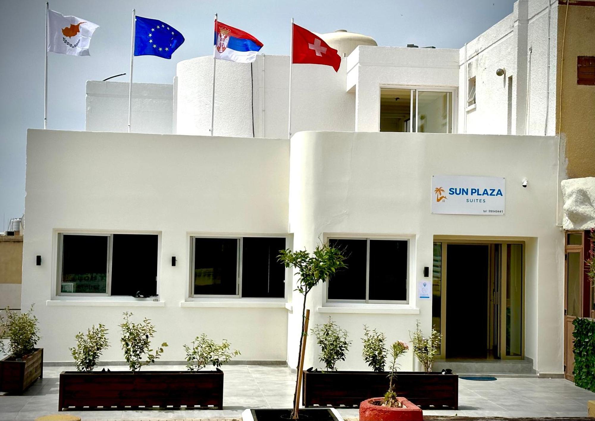 Sun Plaza Suites - Adults Only Ayia Napa Esterno foto