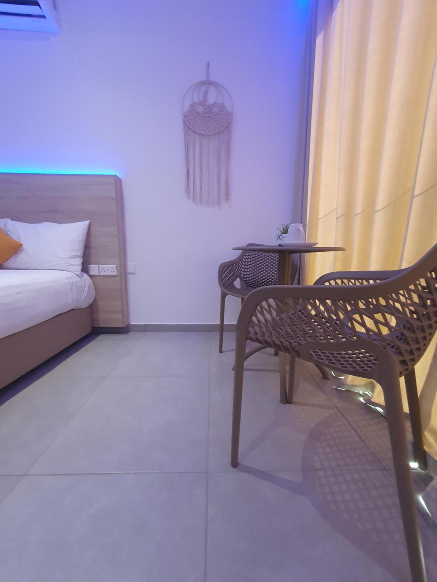 Sun Plaza Suites - Adults Only Ayia Napa Esterno foto