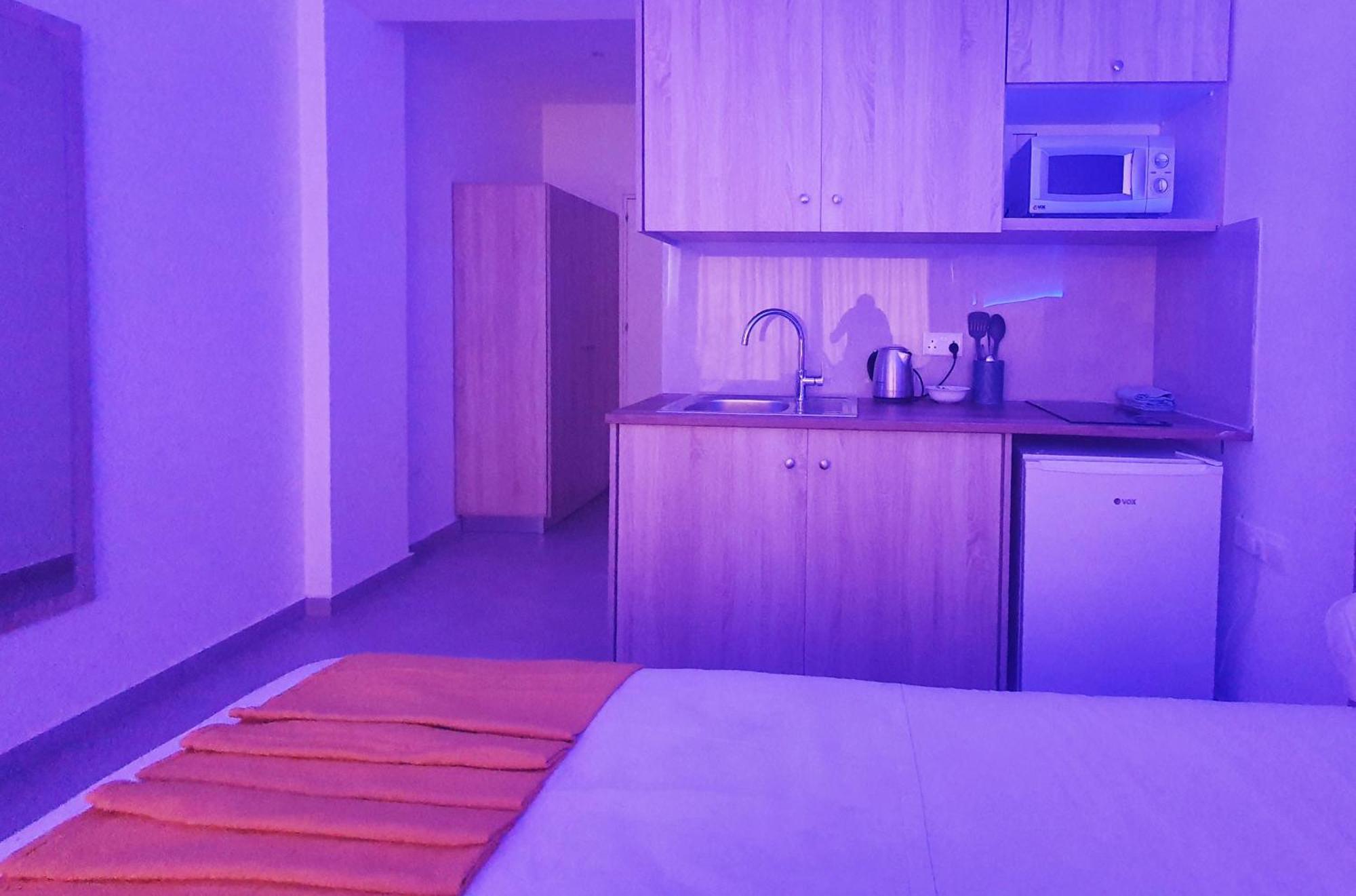 Sun Plaza Suites - Adults Only Ayia Napa Esterno foto