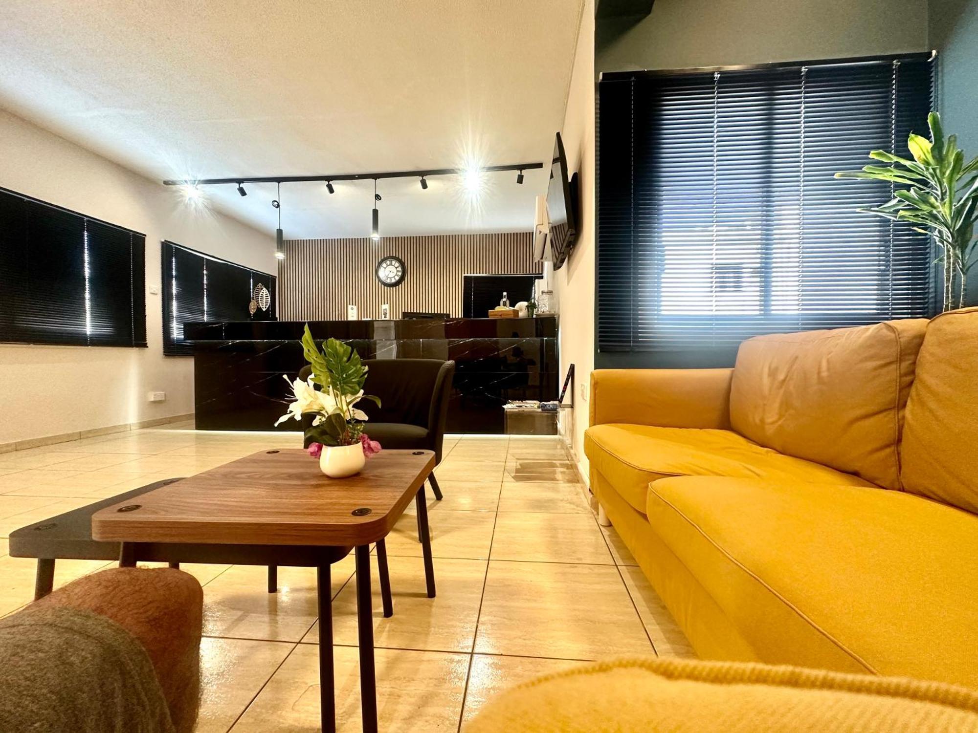 Sun Plaza Suites - Adults Only Ayia Napa Esterno foto